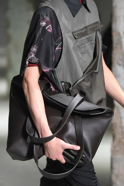 Look 66